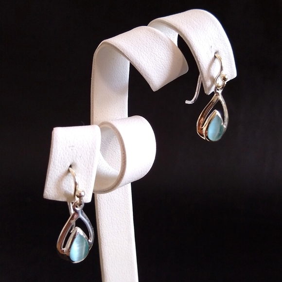 Teardrop double drop sterling silver earrings - Picture 4 of 4